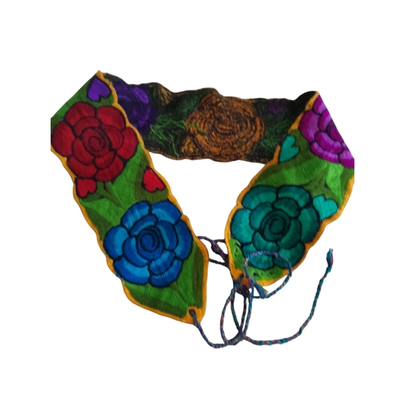 Women's Handmade Floral Embroidered Mexican Fabric Wrap Belt - Picture 1 of 6
